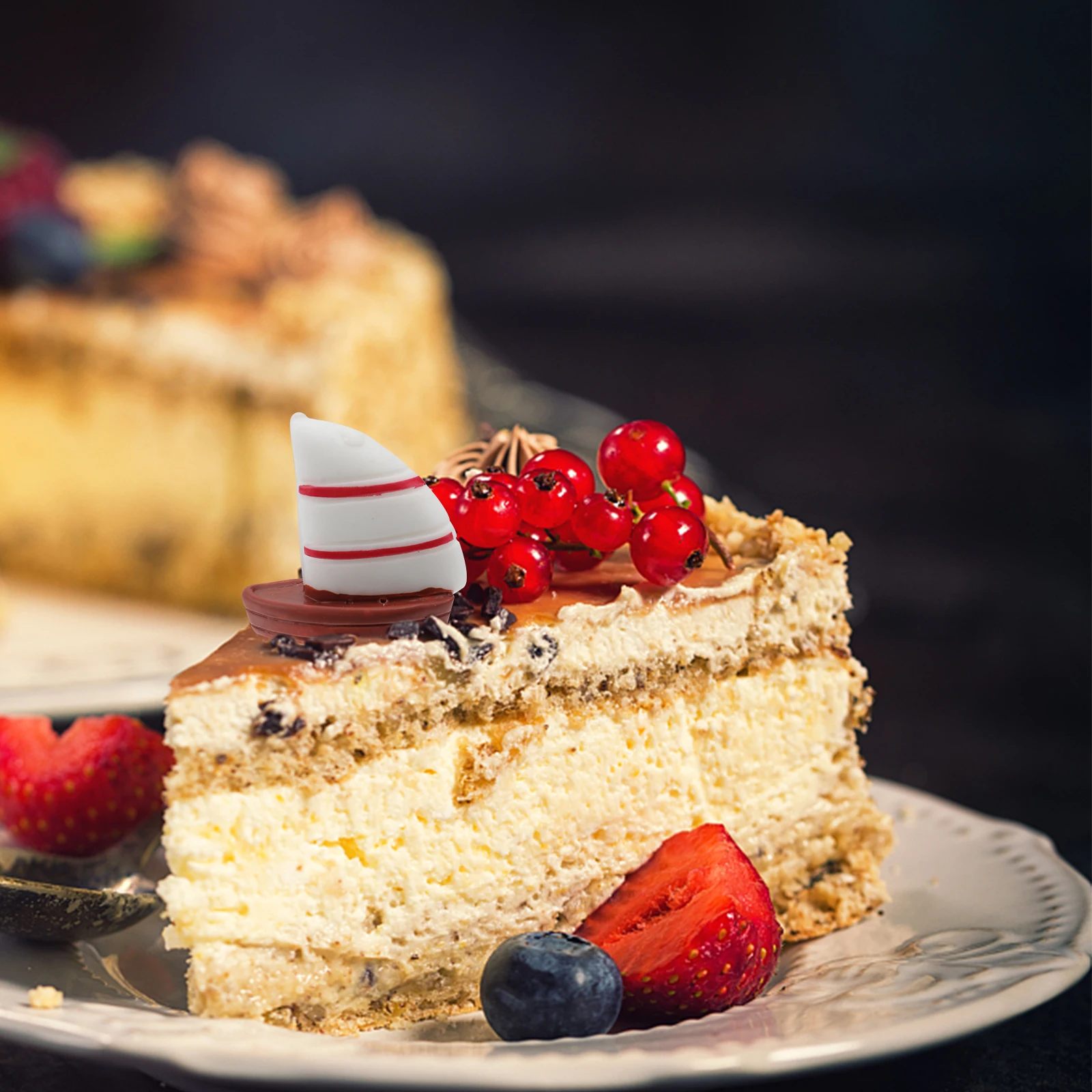 

9 Pcs Small Sailing Boat Ornament Mediterranean Sailboat Cake Dessert Toppers DIY Marine Cupcake