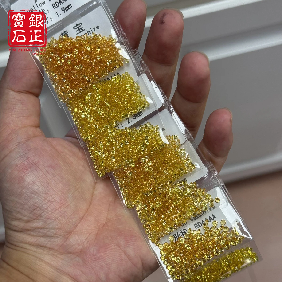 

Lab Sapphire Lab Yellow Sappphire Round 0.8-3.0mm 100Pcs/Pack Loose Stone For Making Jewelry