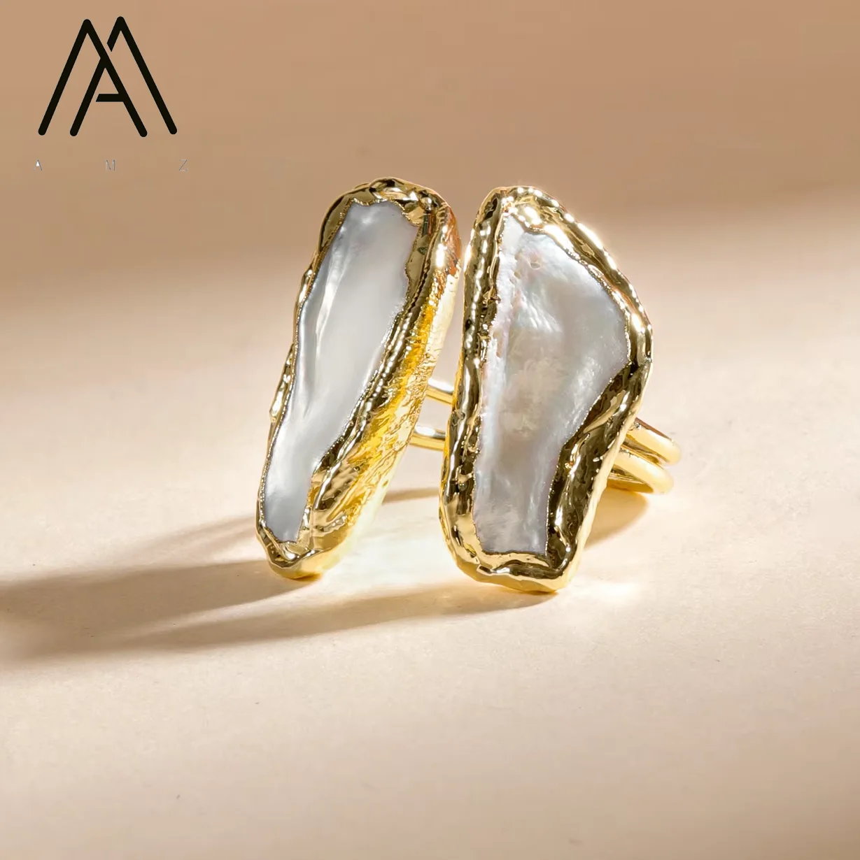 مجوهرات اللؤلؤ المفتوحة الفريدة من نوعها من اللؤلؤ الطبيعي خواتم فاخرة غير منتظمة مطلية بالذهب حصريًا للنساء ملابس الحفلات هدية مثالية