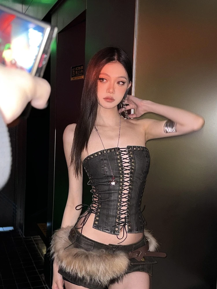 

Black Gothic Women's Y2k Crop Top Sleeveless Off Shoulder 2025 Summer Fashion Streetwear Casual Chic Vintage Camisole Tank Tops