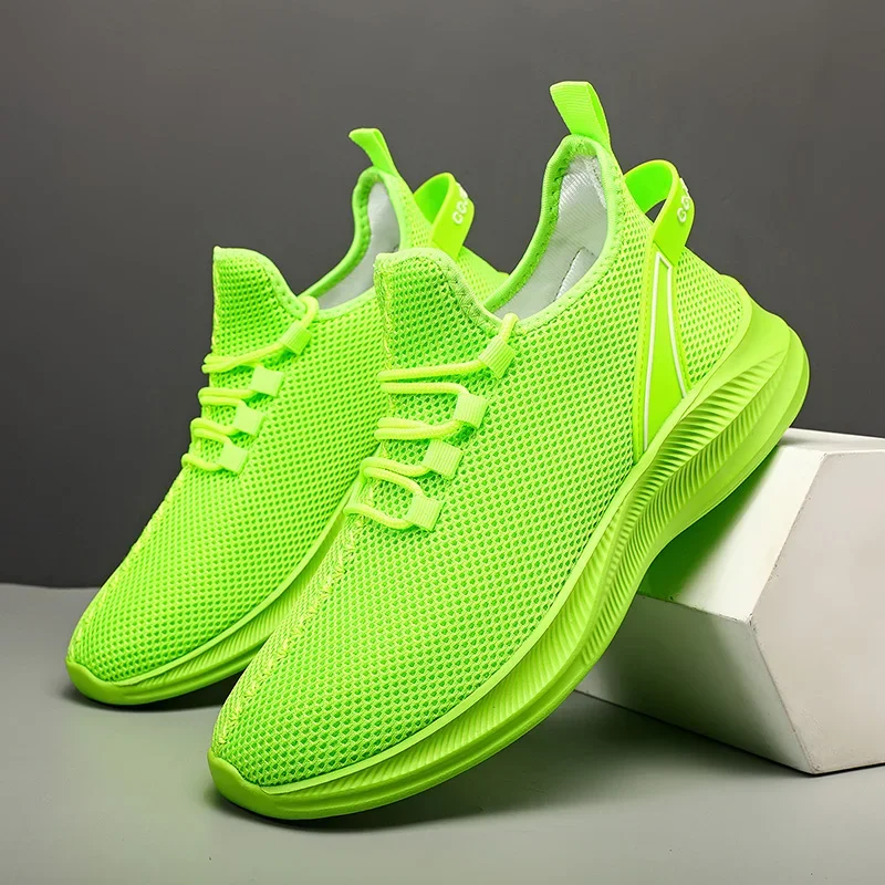 Lightweight Men Running Shoes Outdoor Sneakers Breathable Casual Shoes Summer Athletic Shoes Mesh Lace Up Plus Size 40-47