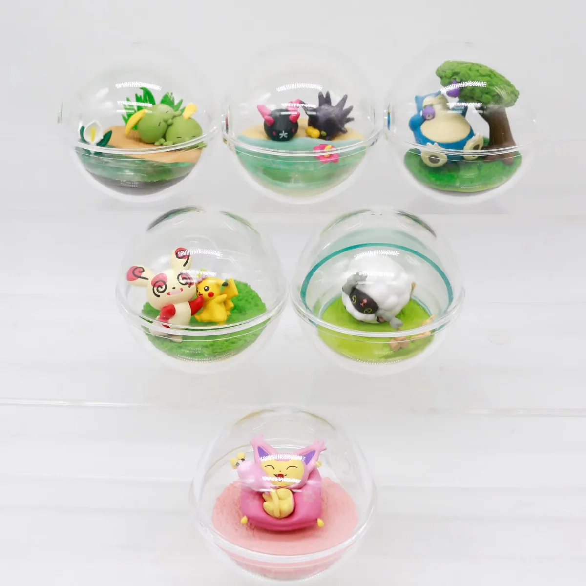 Pokemon Terrarium Happy Play Miniature Scene Blind Box Spinda Pikachu Wooloo Gulpin Pyukumuku Pincurchin Meowth Snorlax Pokeball view 6