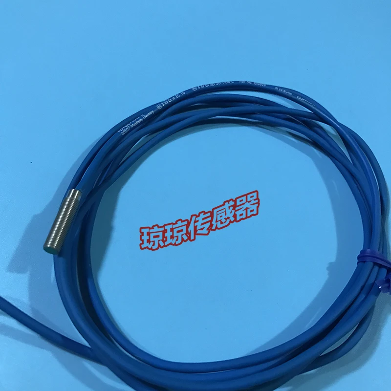 Германия P + F Pepperl + Fuchs NJ0,8-5GM-N Индуктивный датчик приближения Spot NJ0.8-5GM-N Германия P + F Pepperl + Fuchs NJ0,8-5GM-N Индуктивный датчик приближения Spot NJ0.8-5GM-N