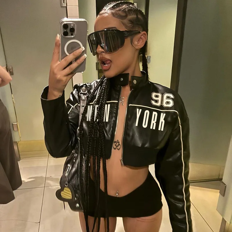 

American Letter Print Contrasting Zipper Long Sleeved Short Style Trendy and Personalized PU Leather Jacket for Women