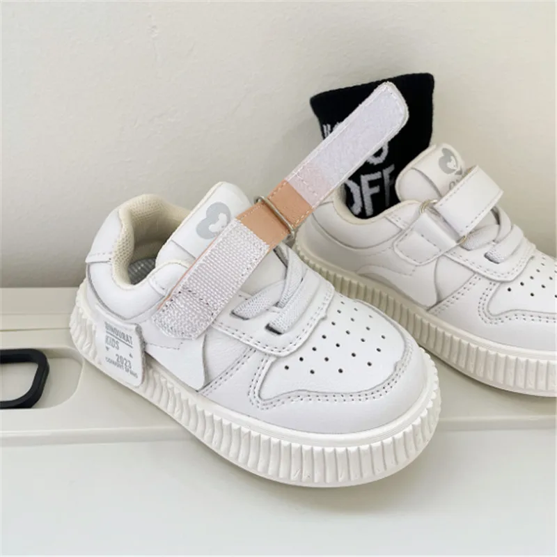 2023 New Autumn Baby Shoes For Boys Leather Toddler Kids Casual Shoes Soft Sole Outdoor White Tennis Fashion Girls Sneakers