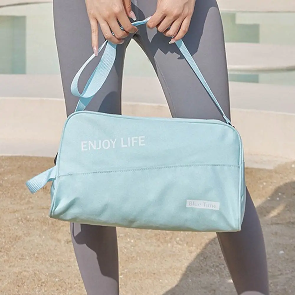 Lightweight Women Gym Bag Large Capacity Waterproof Sports Crossbody Bag Dry Wet Separated Easy To Carry Swimming Bag Outdoor