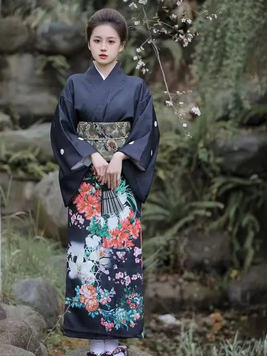 2023 Vintage Style Women\'s Long Dress Traditional Japan Kimono Black Color Yukata Bathrobe Cosplay Clothing Photography Dress