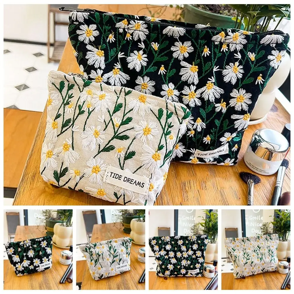 Canvas Daisy Makeup Bag Korean Style Floral Embroidered Cosmetic Bag Large Capacity Handbag Jacquard Storage Bag Outdoor