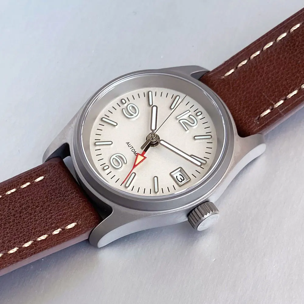 تخصيص الطيار التيتانيوم حالة 36 مللي متر المجال NH34 ساعة أوتوماتيكية الرجال 20ATM الياقوت الزجاج تاريخ نافذة المسمار تاج حزام من الجلد