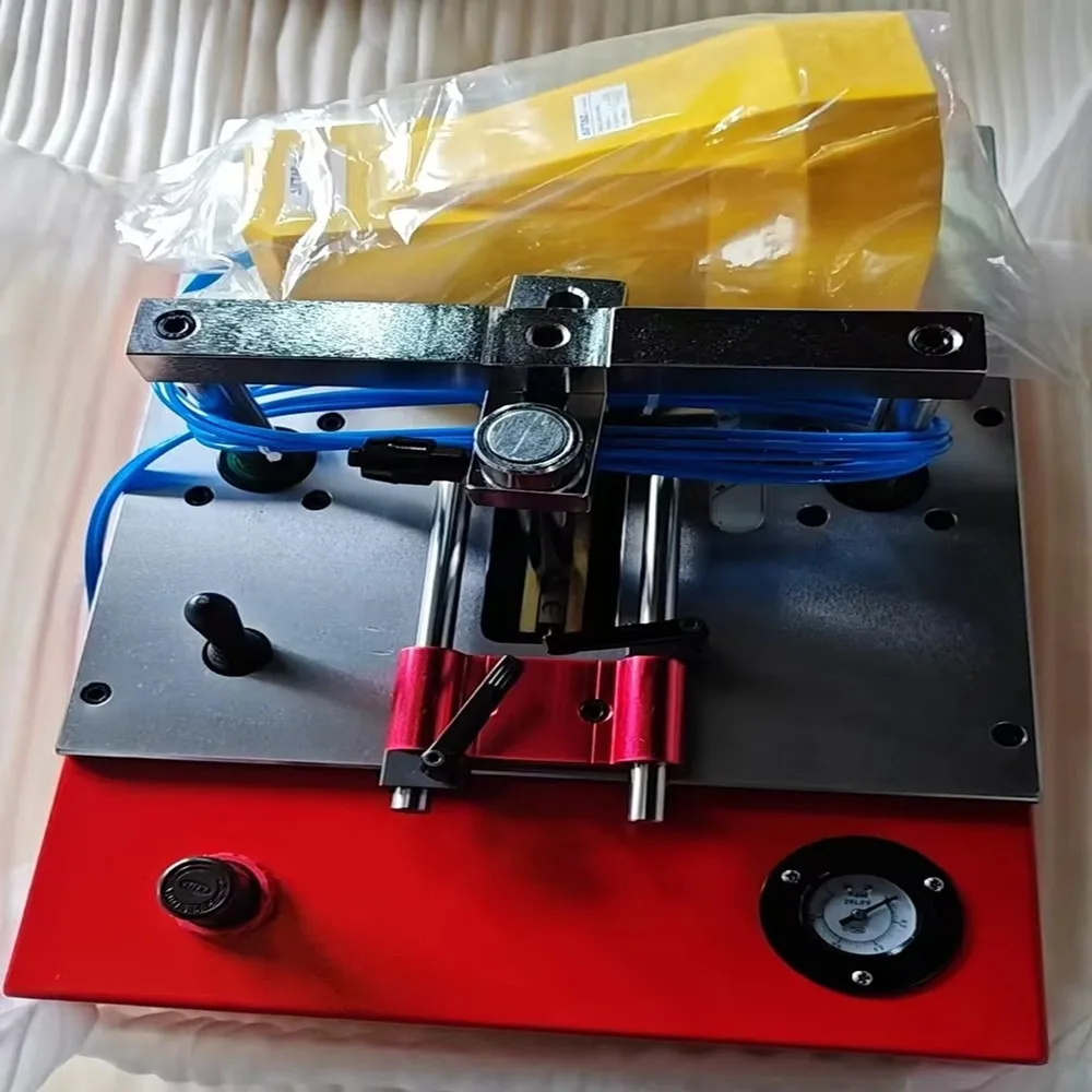 Commercial Photo Frame Corner Crimping Machine For Advertising Picture Frame 45 Degree Batch Joining Pneumatic