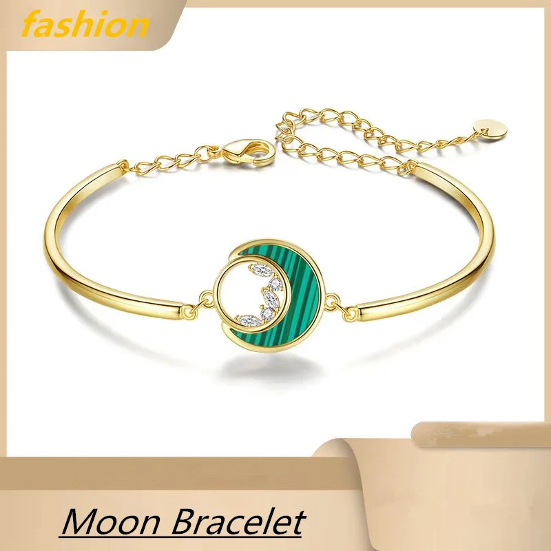 

Exquisite Moon Bracelet for Women, with a sophisticated design and a niche style. It's a light luxury gift for girlfriends' birt