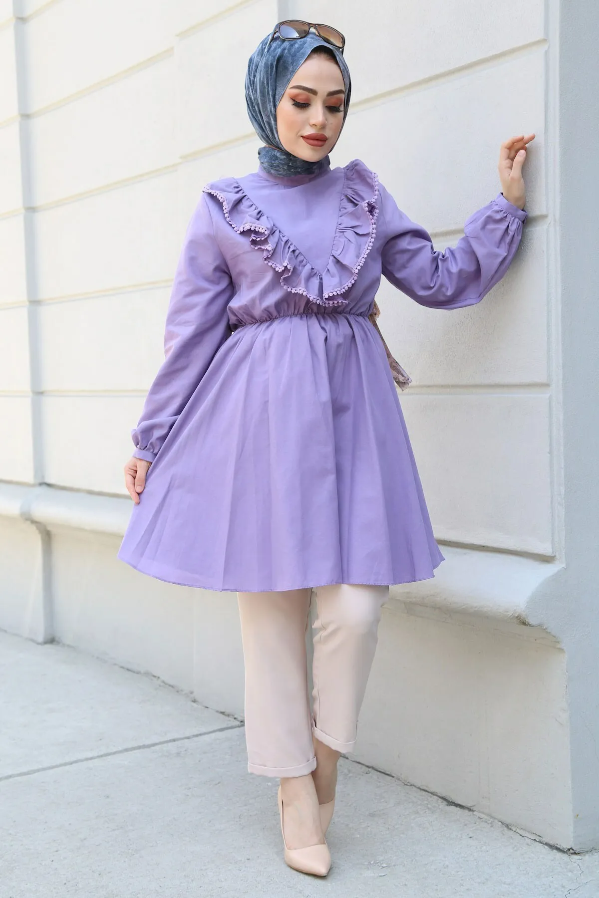 

MDI Front Ruffle Detailed with Lace Tunic-Lilac