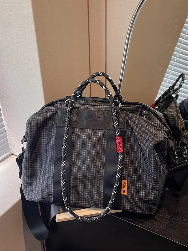 

Large Capaci Sports Fitn Bag Waterproof Outdoor Travel Handbag Diagonal Crossbody Bag Wet And Dry Separation Ro Climbi...