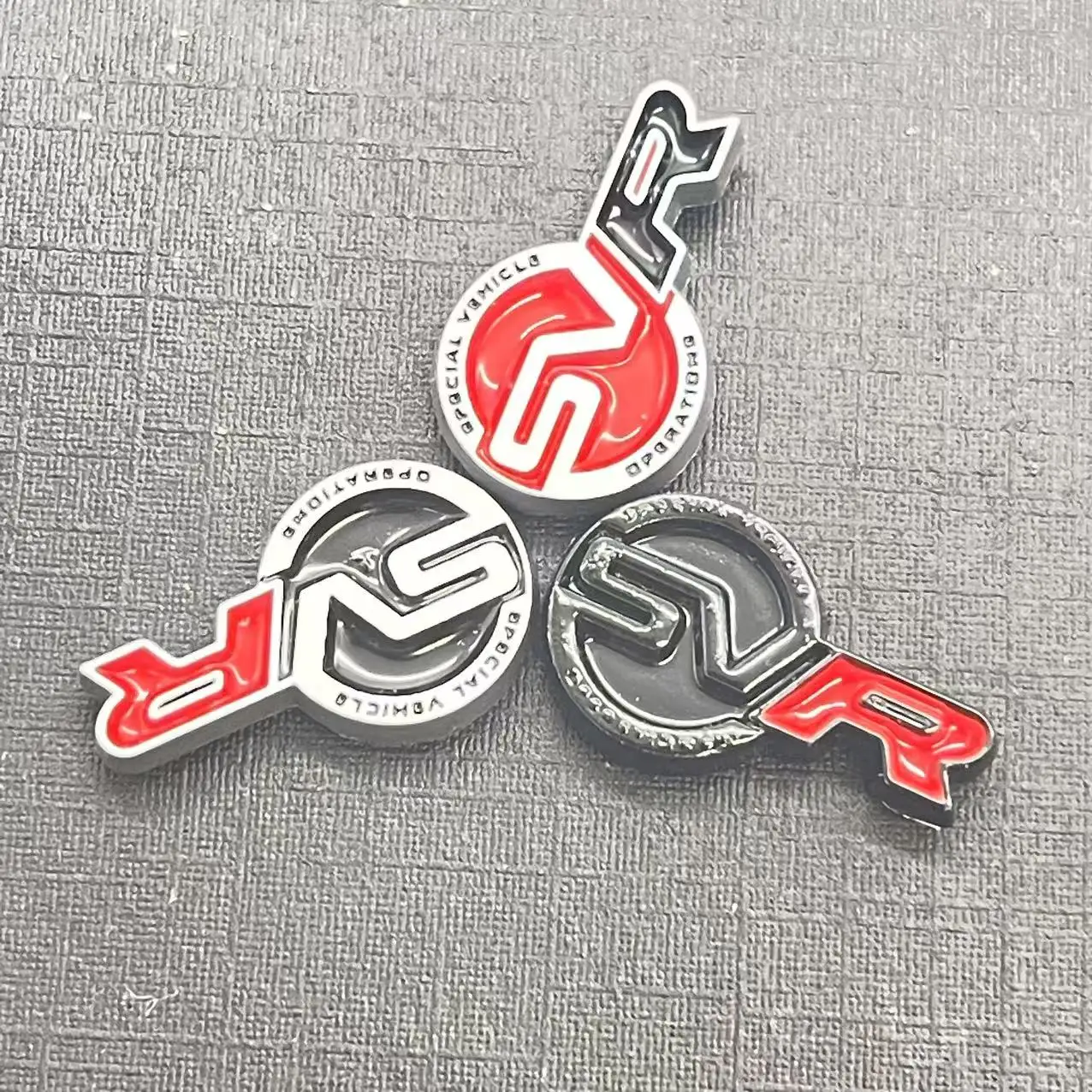 

1pcs 5Pcs 3D Aluminium SVR Logo Car Steering Wheel Dashboard Emblem Sticker For Discovery Sport Evoque Defender Car Sticker