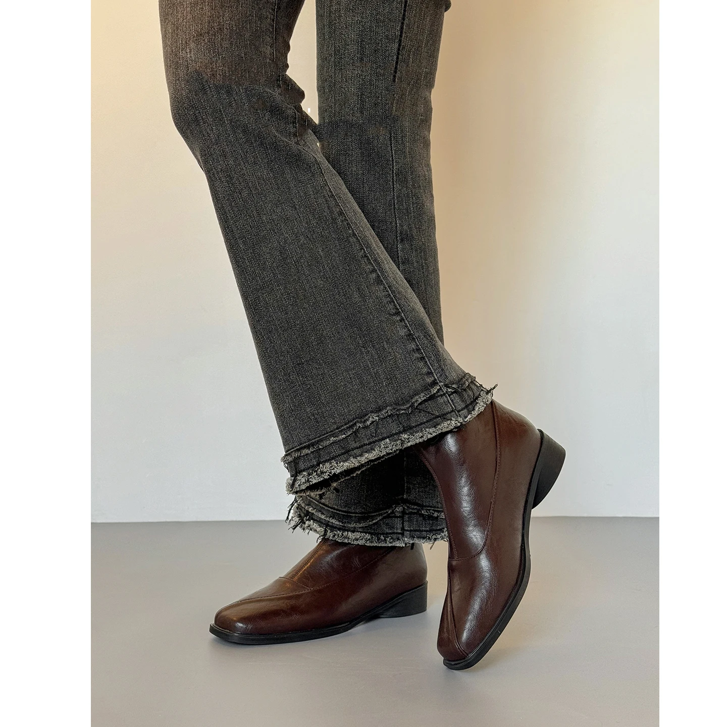 2025 Top-Selling High-Quality Durable Professional Anti-Slip Wear-Resistant Walking Shoes Outstanding Traction Hiking Boots