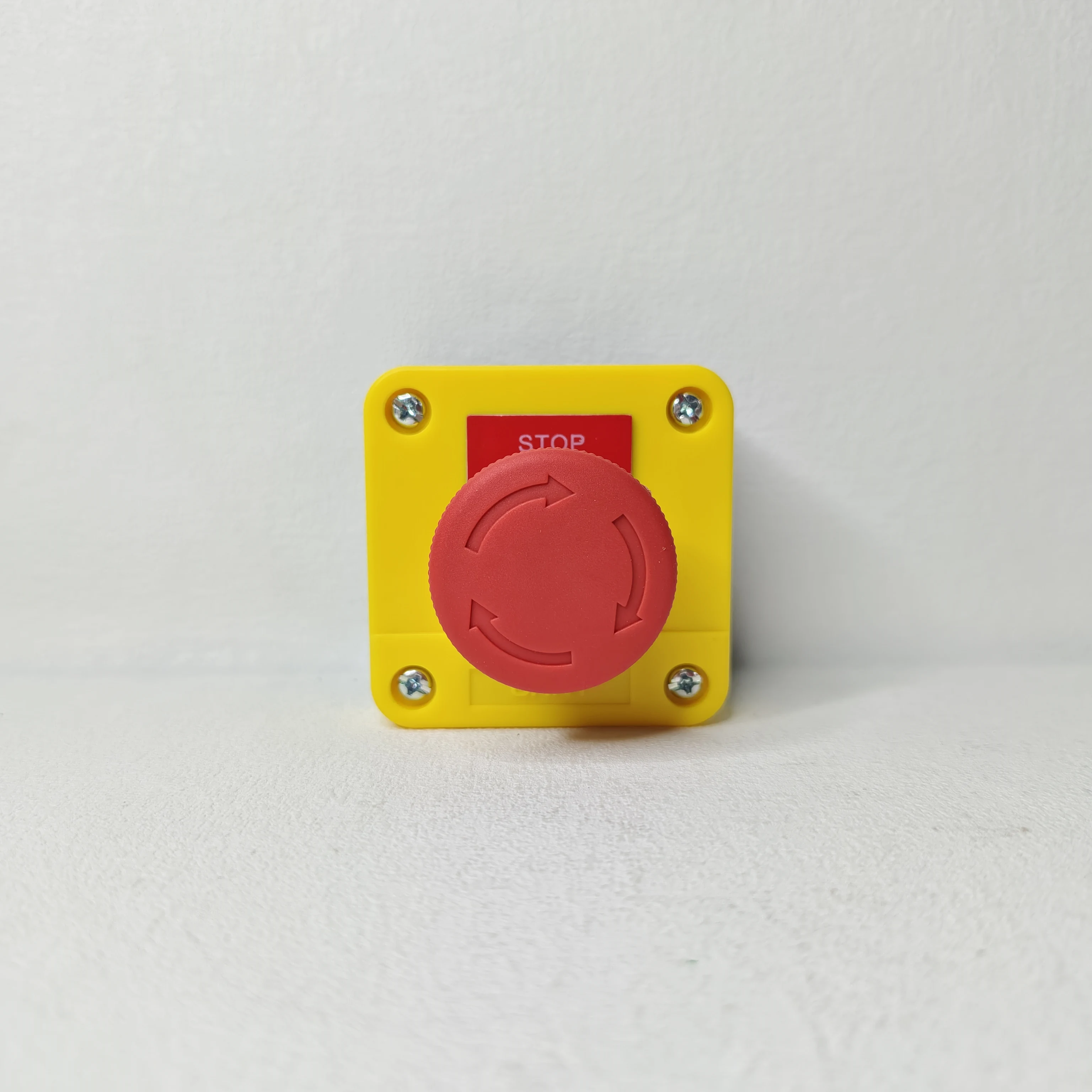 XDL25-J174H29 Caja de control de botón con interruptor de botón de parada de emergencia