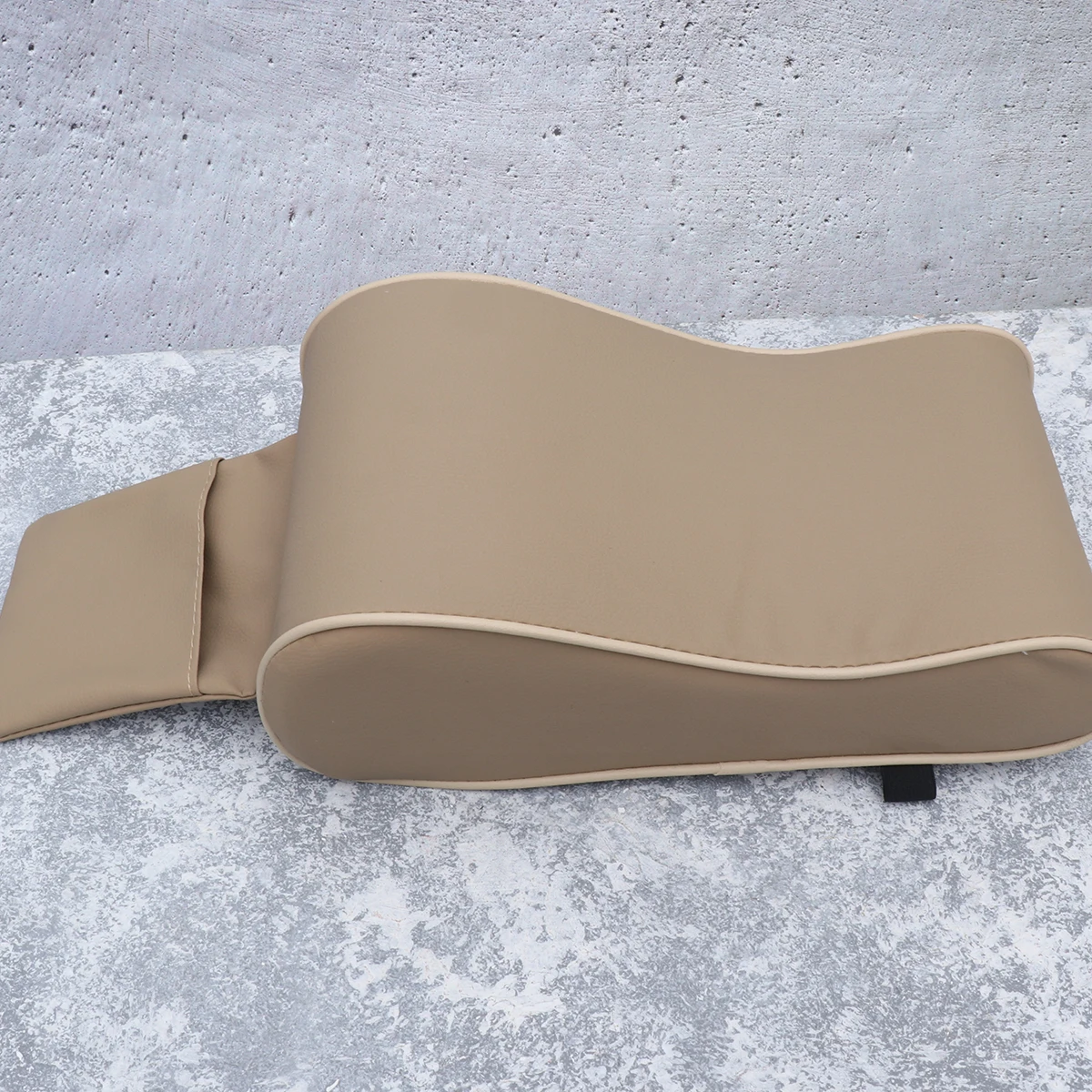 

Center Console Armrest Cushion Durable Car Adjustable Straps Protect Wear Travel Accessories