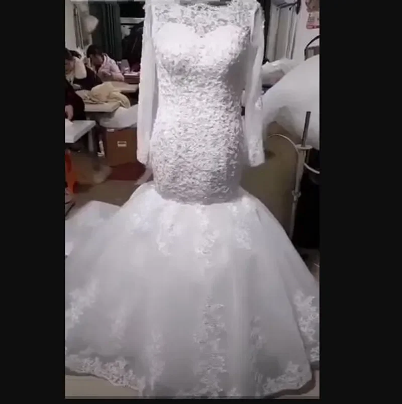 맞춤 제작된 단정한 레이스 아플리케 웨딩드레스, 베스티도 데 노이바, 스윕 트레인 롱 슬리브 머메이드 빈티지 브라이덜 가운