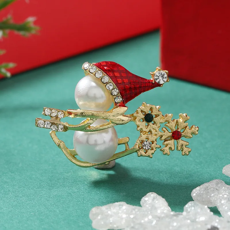 Cute Pearl Snowman Christmas Brooches For Women Men Cartoon Enamel Rhinestone Brooch Pin Casual Party Jewelry New Year Kids Gift