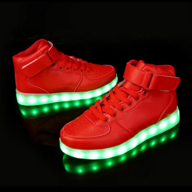 2024 New Casual Kids Luminous Sneakers Men Women Shoes LED Light Shoes USB Charger Glowing Sneakers Adult Sport Shoes Size 34-44