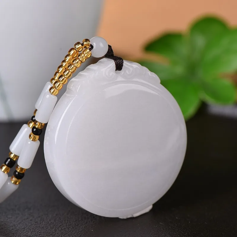 

Exquisite Gold Silk Jade Round Ping An Pendant, The Same for Men and Women