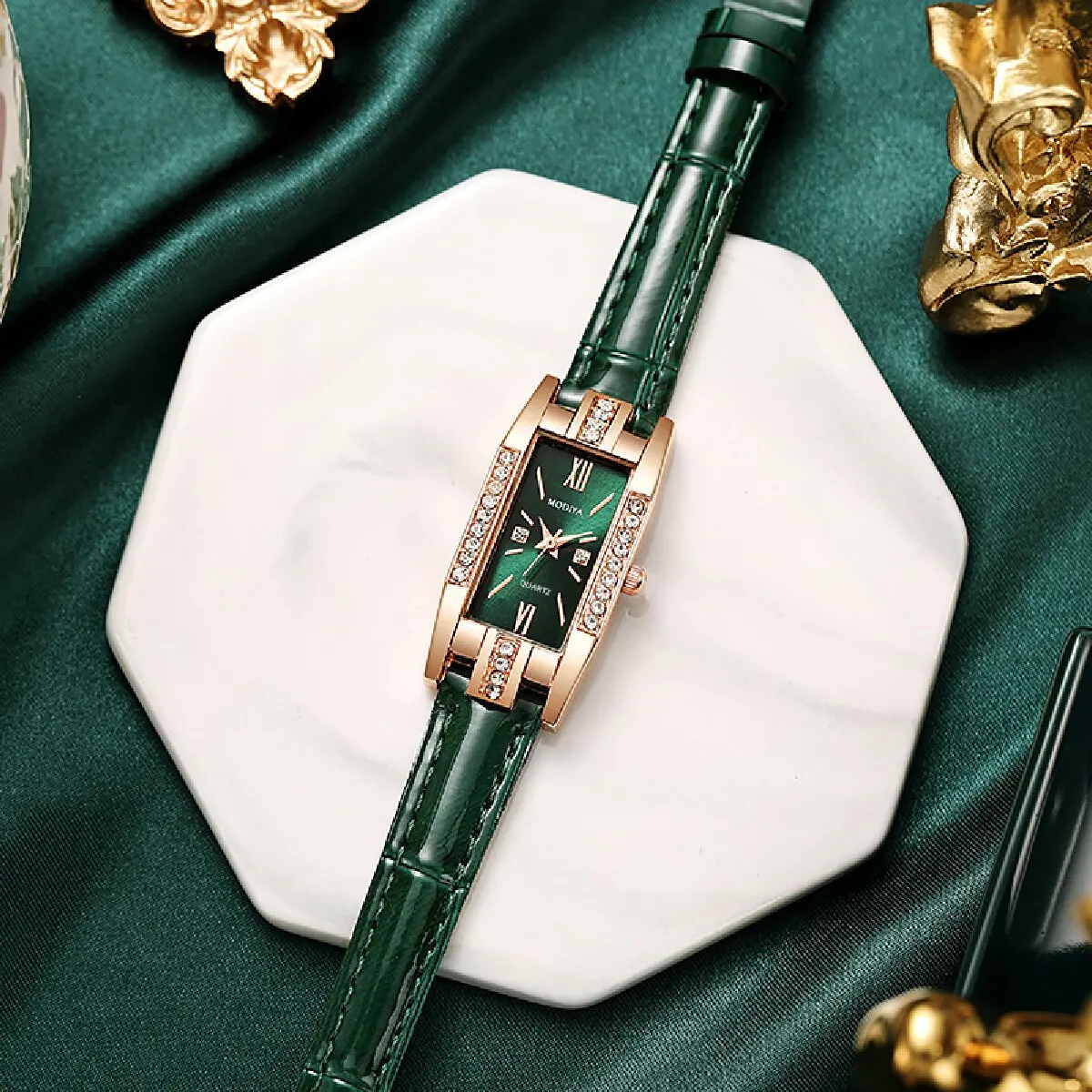 Petite Montre Verte Incrustée de Diamants pour Femme, Bracelet en Cuir, Quartz, Bijoux, Style Polyvalent, Carré