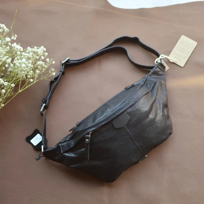 

AETOO New leather men's chest bun head layer cowhide fashion casual shoulder backpack soft leather sense Korean fashion satchel