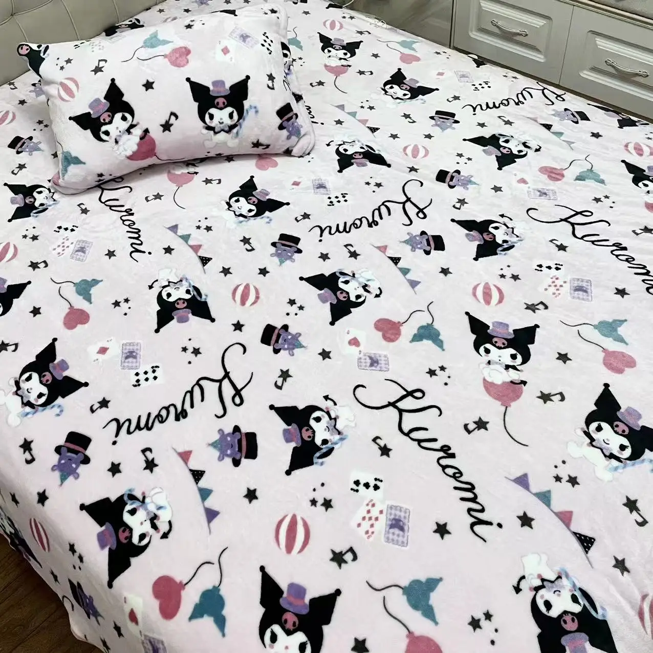 Sanrio Comfortable Kuromi Warm Blanket Japanese Style Cartoon Printed Flannel Blanket Lolita Girl Kuromi Nap Blanket Sofa Bed