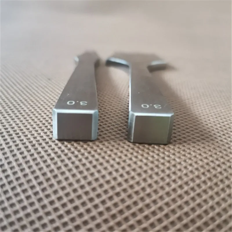 125MM Fine Grinding Leather Die-Steel Chisel 2.7/3/3.38/3.85MM Leather Craft Tool Hole Punches Prong Lacing Stitching Punch