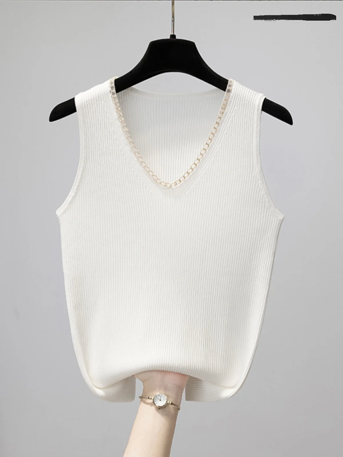 プラスサイズの女性の V ネックストラップタンクトップ痩身夏ファッショナブルなインナーウェアスベル小さいサイズのトップ韓国 Sle