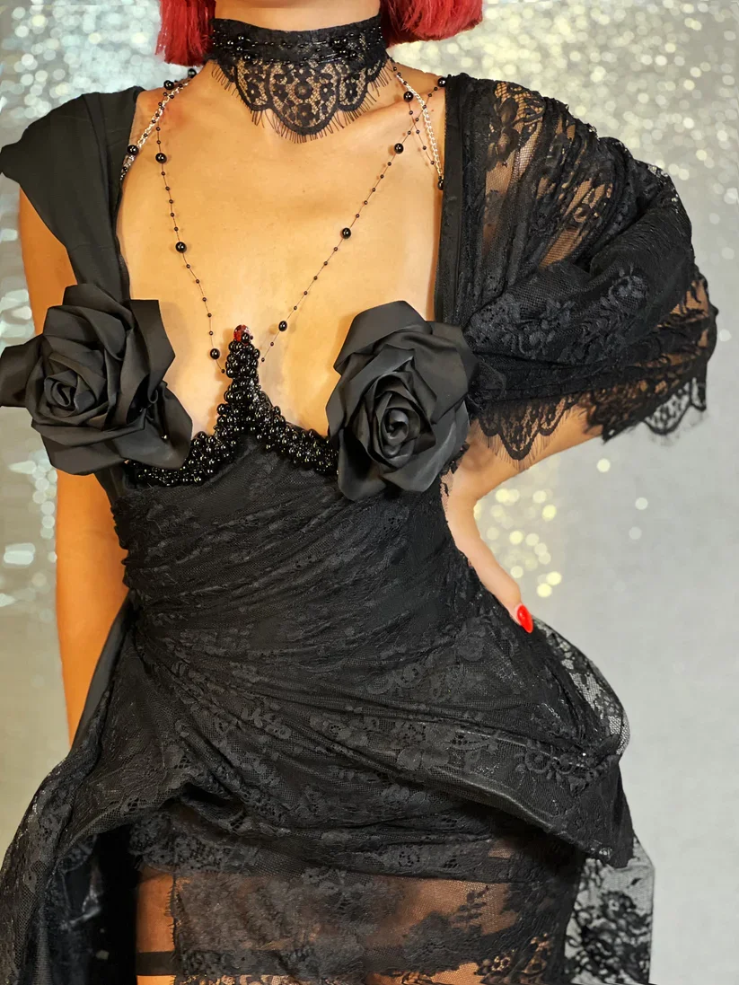 Black Floral Prom Dresses Haute Couture Slit Pearls Lace Saudi Arabia Dubai Robe De Soiree Evening Dress Gown Customized