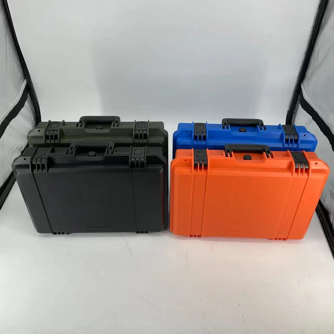 DPC089 Multiple Colors Watch Plastic Storage Box With Foam Hard Shell Shockproof Eva Luxury Watches Case