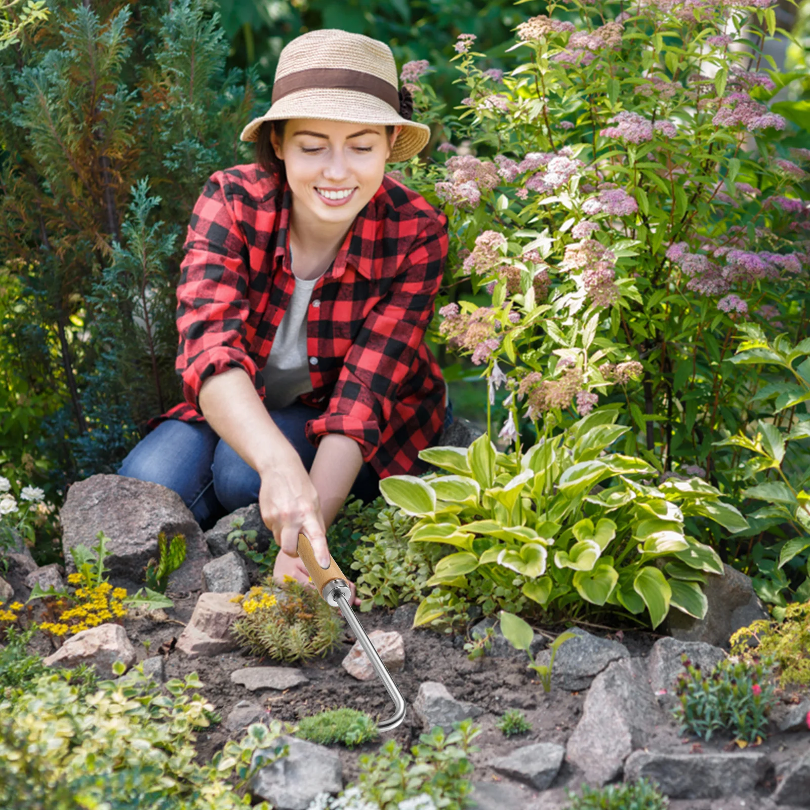 

Hand Weeder Tool for Garden Iron Construction with Wooden Handle Multi-Functional Planting and Soil Loosening Remover for Easy