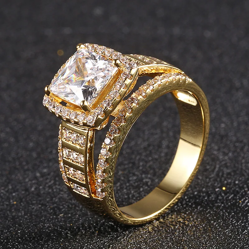

Кольцо с огранкой Princess Cut и инкрустацией камнями, унисекс, полностью покрытое фианитами, хип-хоп украшение, аксессуар для рэперов