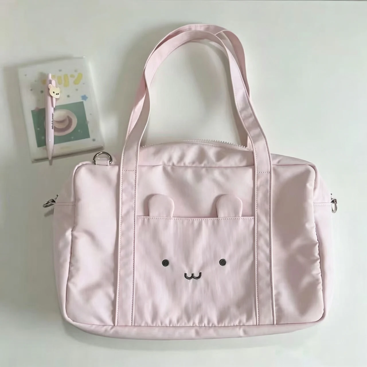 Kawaii Pain Bag Zarte Cartoon-Tragetasche voller mädchenhaftem Charme, Alltagstasche für Pendler, ein Muss für kurze Reisen, süßes Geschenk – Detail 4