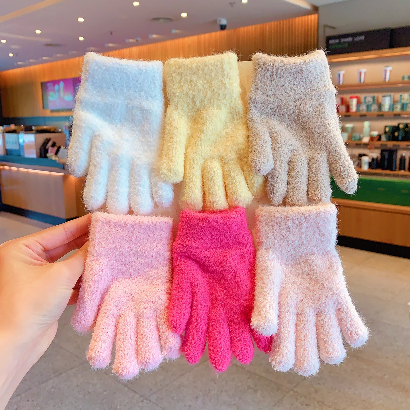 Weiche, flauschige, gestrickte, dehnbare Vollfingerhandschuhe für Mädchen, Jungen, Kinder, Kleinkinder, Plüsch, Bonbonfarben, warme Handschuhe für den Winter 2026 – Detail 8