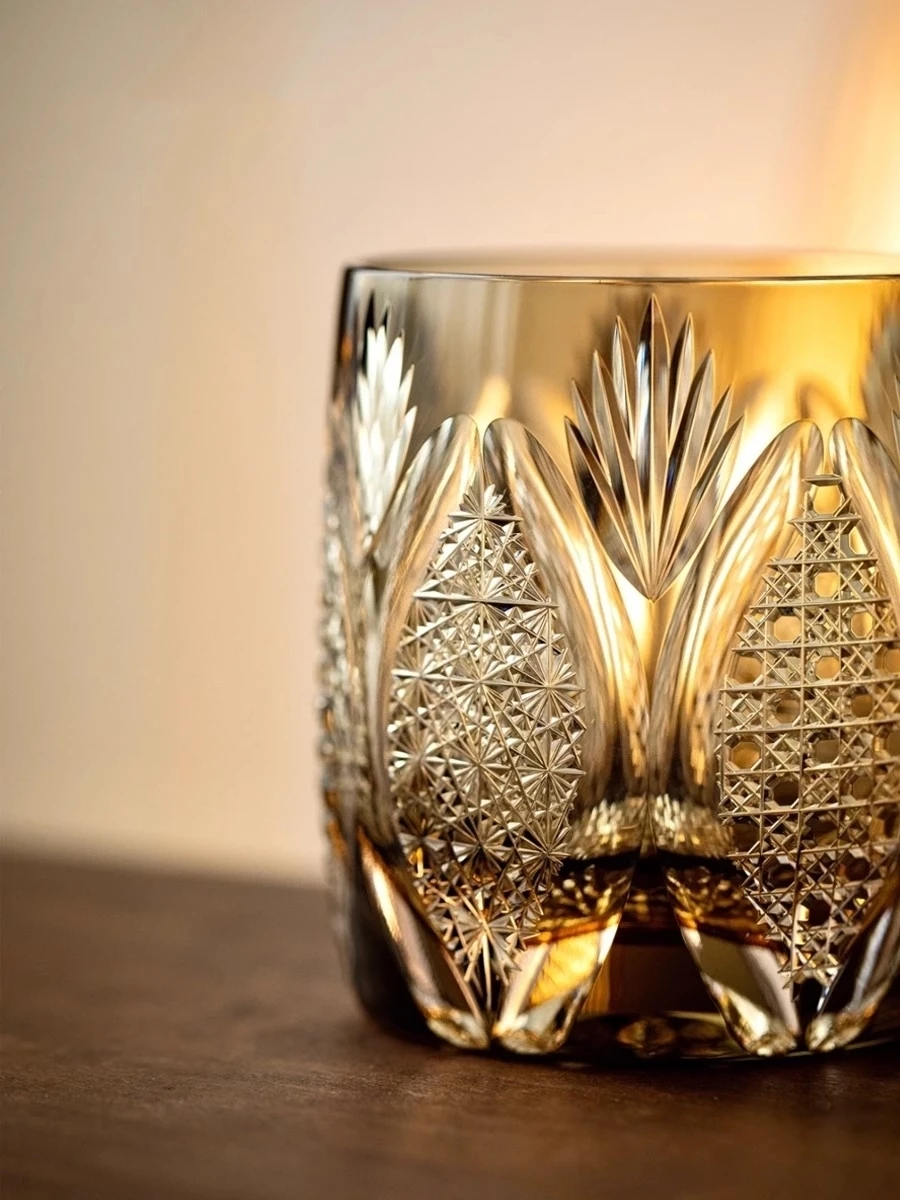 

Rime Edo Kiriko Ручная резьба Искусство Янтарный кристалл Бренди Стекло Роскошное ликерное вино Snifter Чашка для виски Пивные напитки Кружка Подарочная коробка