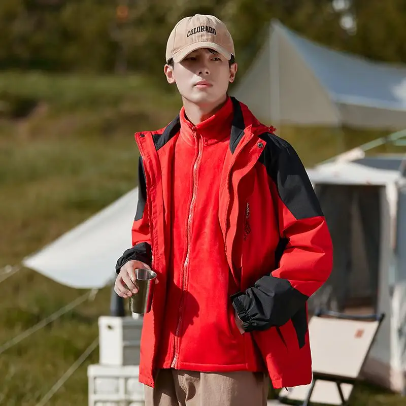 

Комплект водонепроницаемой куртки унисекс 3-в-1 с подкладкой из норкового флиса и съемным капюшоном. Всепогодное ветрозащитное пальто для пары.