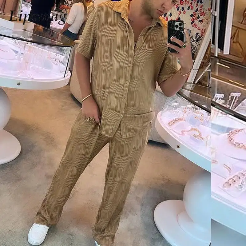 

Vintage Irregular Jacquard Two Piece Sets Mens Spring Summer Casual Loose Short Sleeve Shirt And Pants Outfits Men Fashion Suits