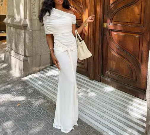 

2025 Summer New Fashionable, Sexy, Elegant Solid Color Long Sleeve Slanted Collar Folding Hip Splicing Dress