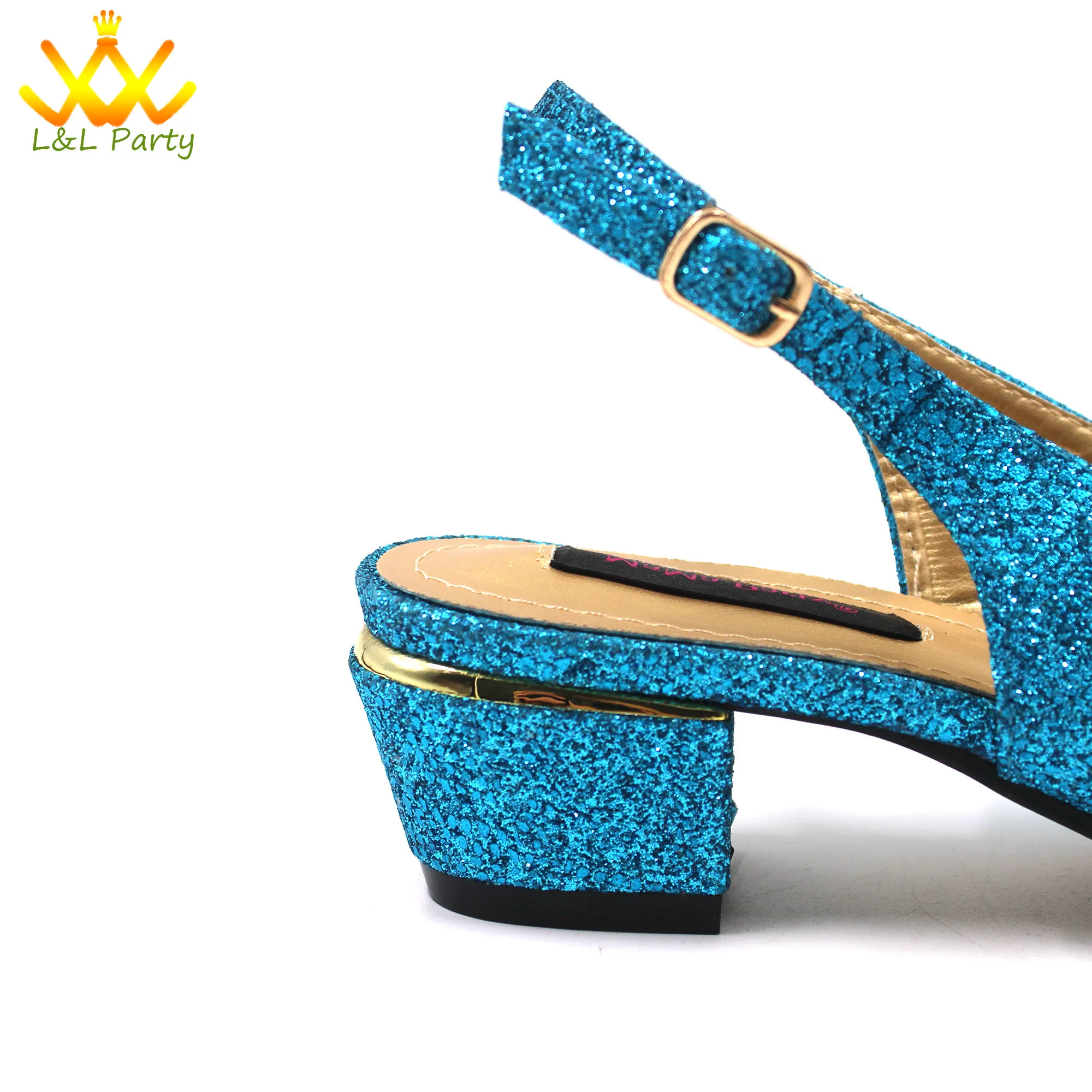 2024 New Design Specials Italian Women Shoes Matching Bag Set in Sky Blue Color Comfortable Heels with Appliques for Wedding