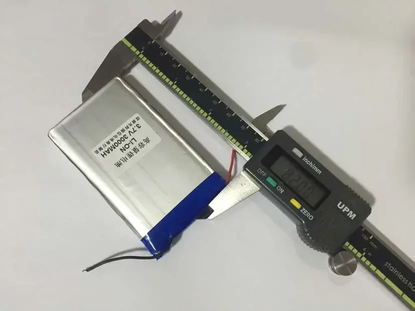 Novo totalmente capacitivo 3.7v polímero de lítio potência 804882 3000mah tablet linha de energia móvel