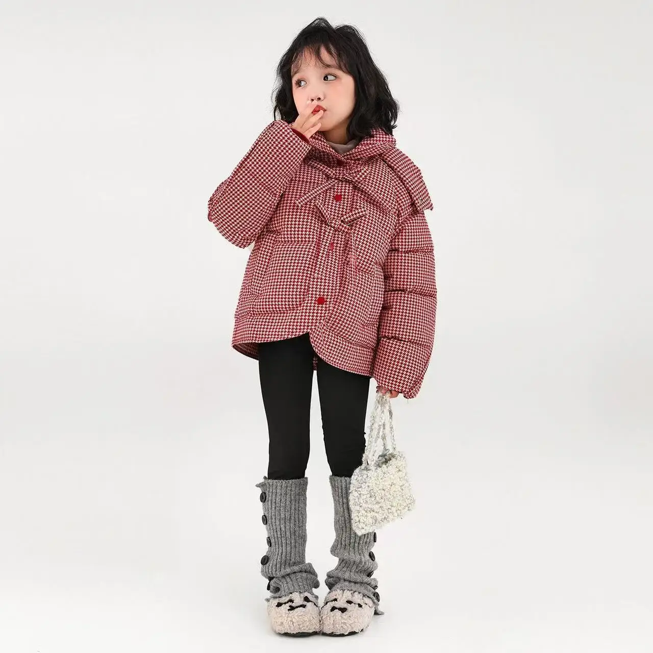 

2025 New Checkered Retro Down Cotton Jacket for Girls Fashionable and Popular Casual Cotton Coat for Little Girls