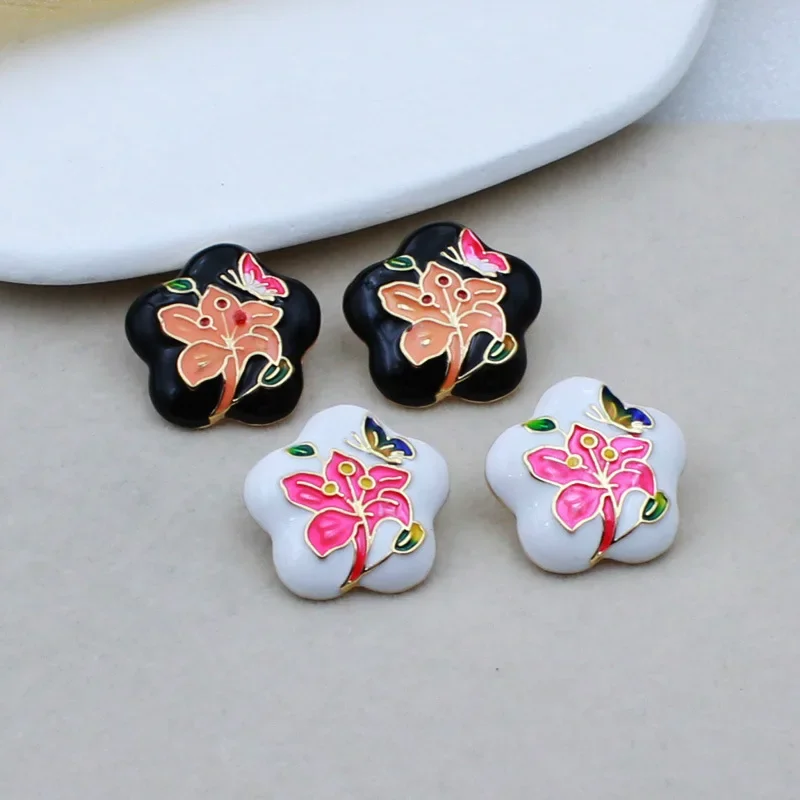 Vintage Women Enameled Flower Black White 18k Gold Plated Stud Earrings Set , Woman Ear Accessories Gift