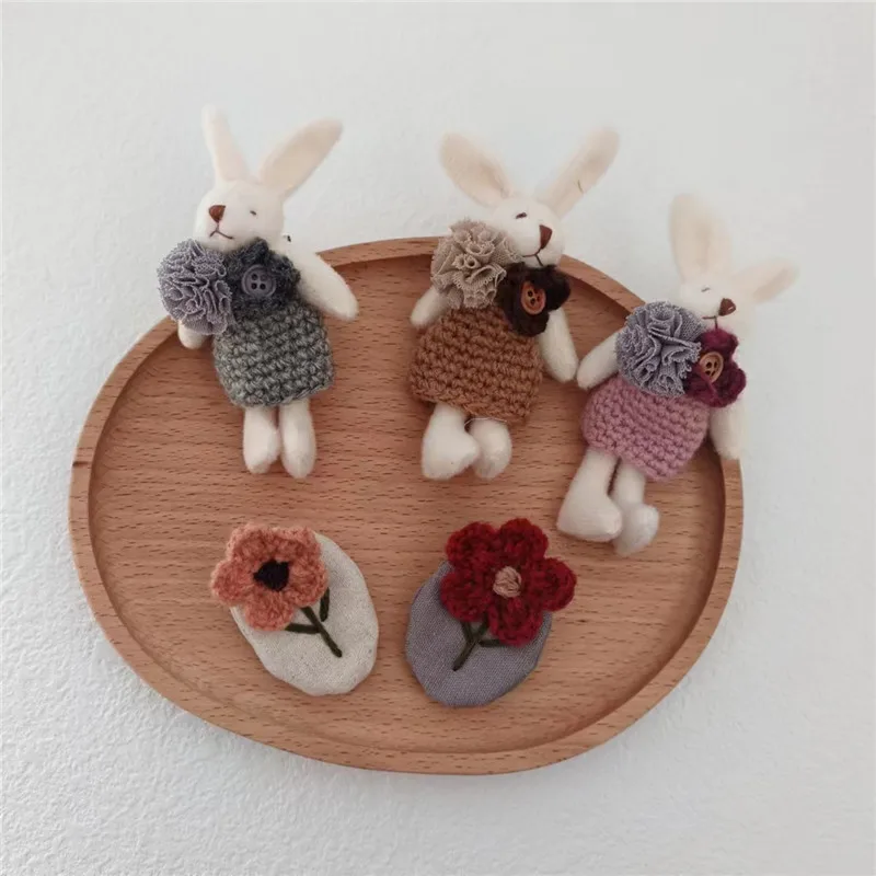 1 Piece 4*6 CM 5*11 CM New Cartoon Wool Flowers Rabbit Brooch Sweater Accessories Cute Pin Corsage Perfect Match Single Product