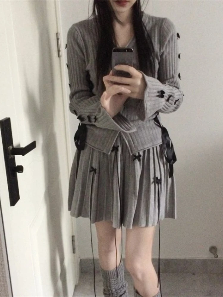 

Y2k Two Pieces Set Japanese V-neck Slim Cropped Knitted Cardigans + Sweet Bow Grunge Pleated Mini Skirts Fashion Women Outfits