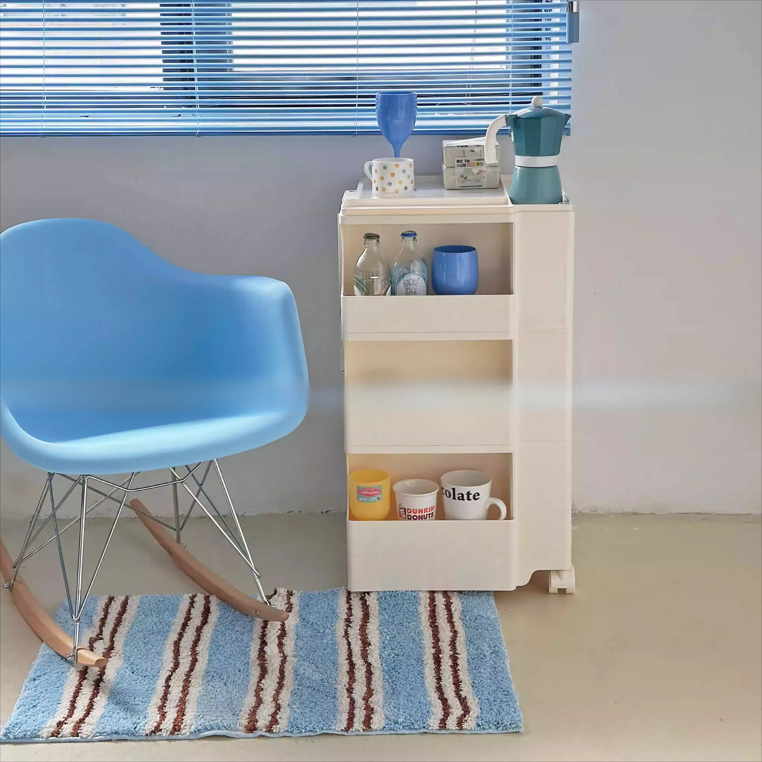 Multi-layer storage cosmetic locker, household bedside table, wheeled trolley mobile storage cabinet