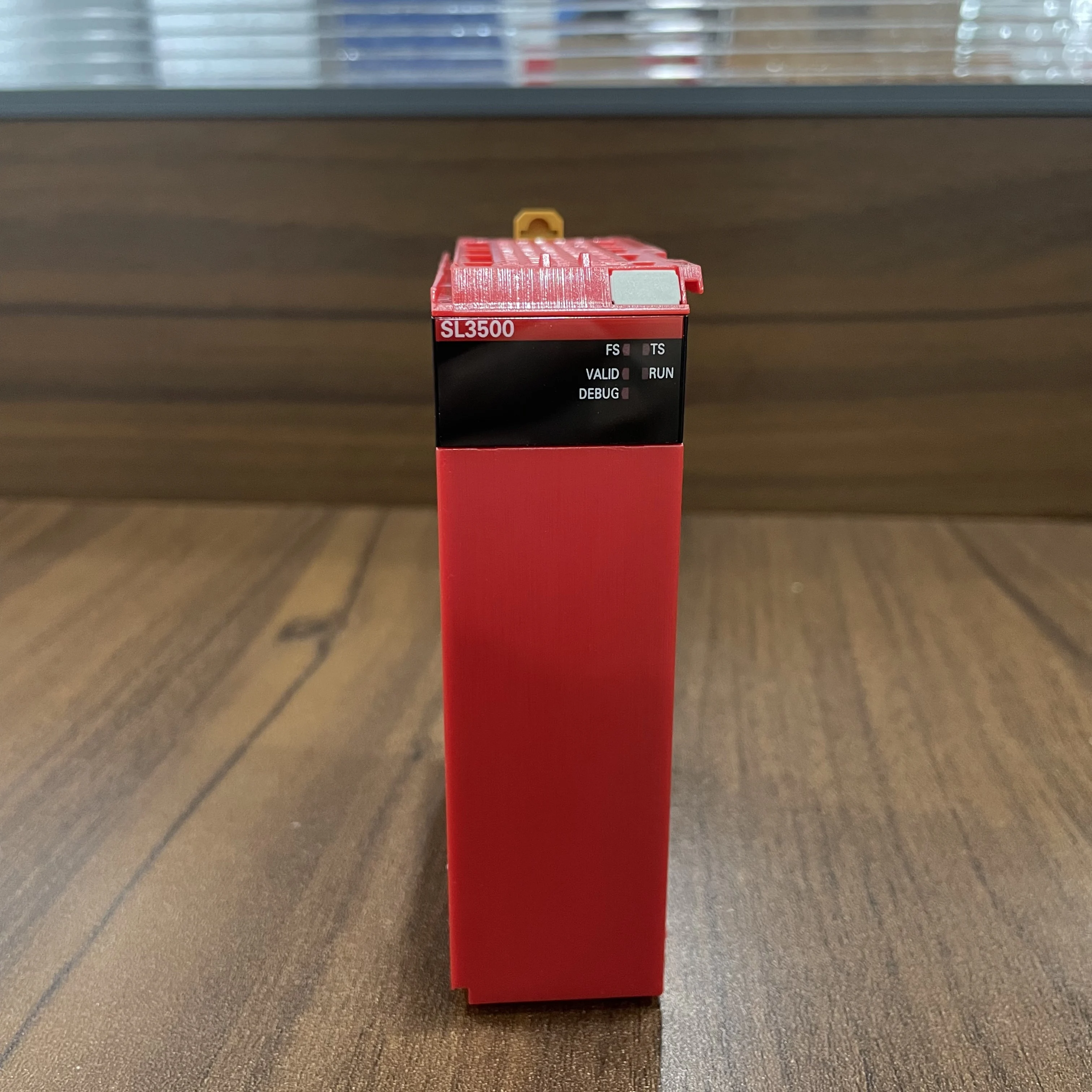 وحدة تحكم السلامة PLC للأتمتة الصناعية NX-SL3500 مع 128 وصلات رئيسية وتكامل EtherCAT FSoE وحالة جديدة