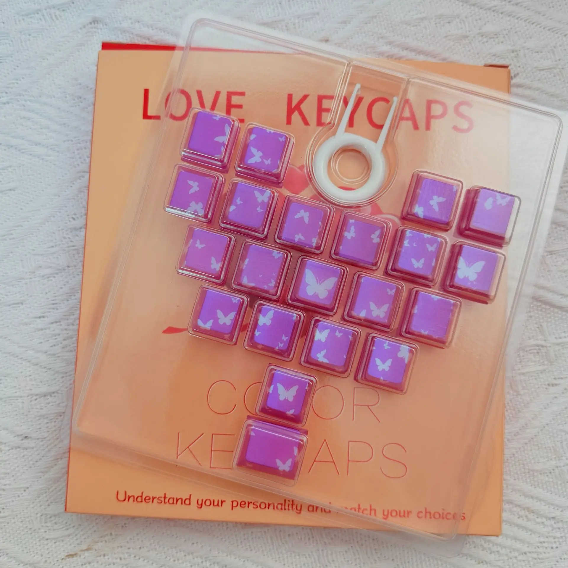 Spot cross-border 21-key butterfly supplement pink original light transmission IMD magnetic axis mechanical keyboard love keycap