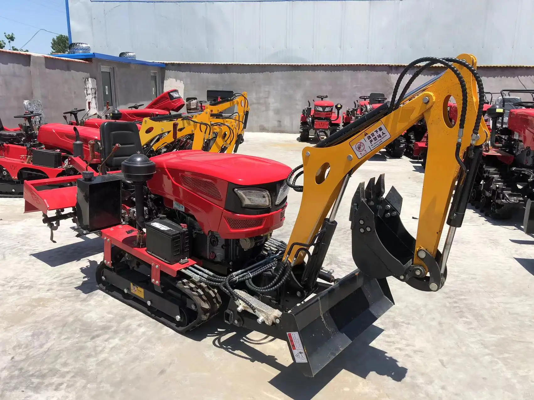 Customized Precision-Tilling Multi-Functional Mini Cultivator Crawler Tractor 22HP Heavy Duty with Excavator Tool